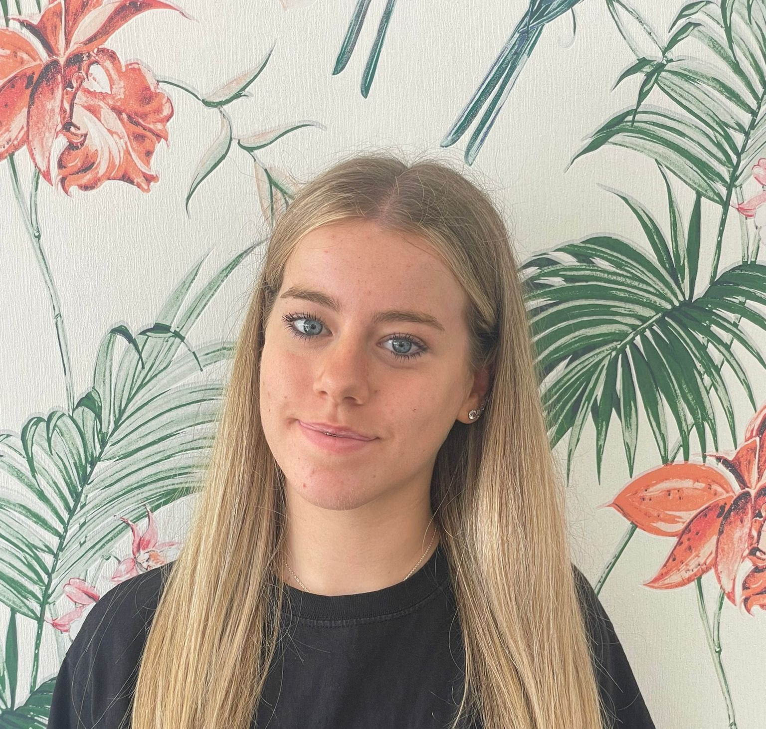 Ruby Winslade - Stylist