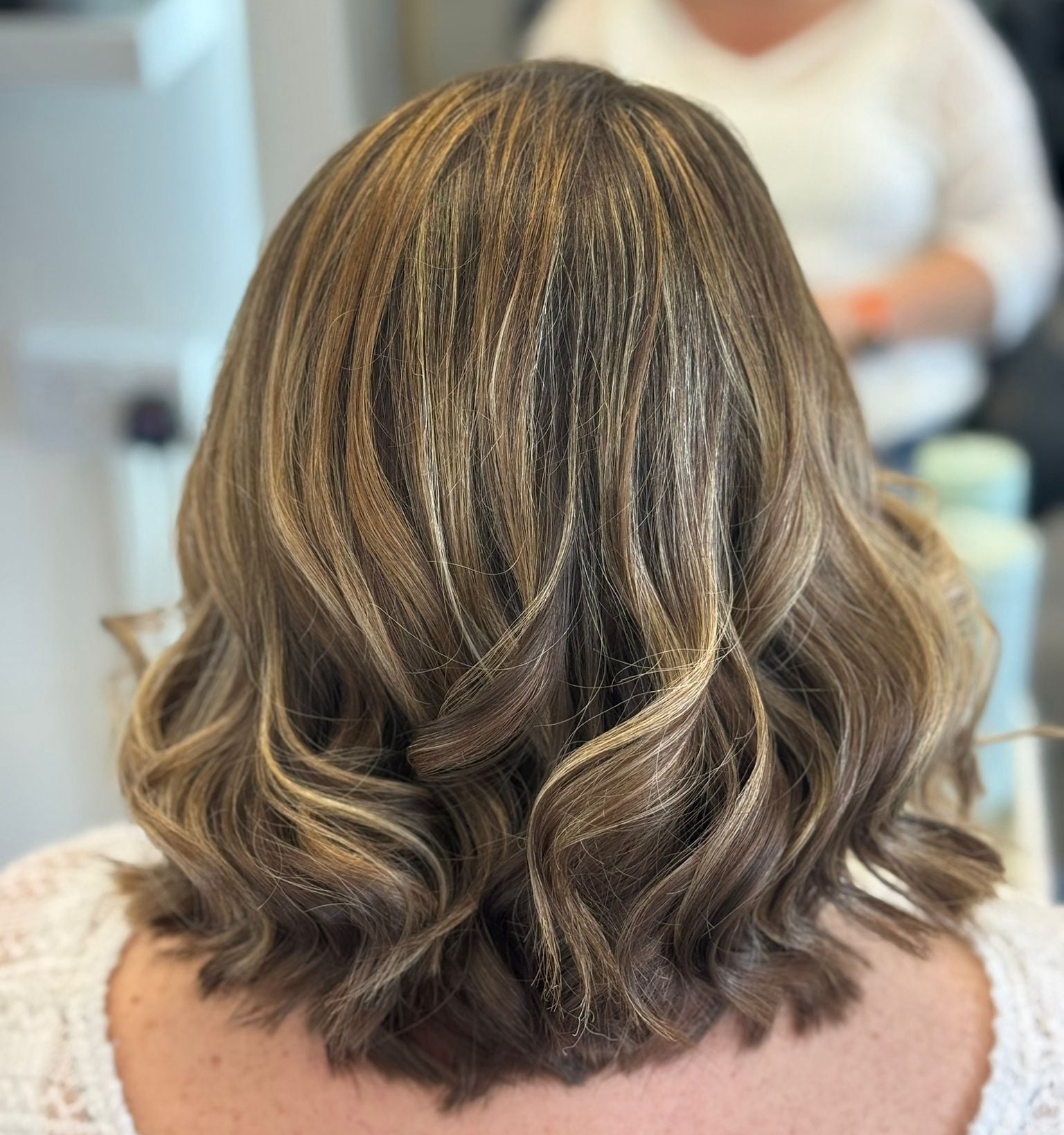 Tbar highlights and ladies short hair styles