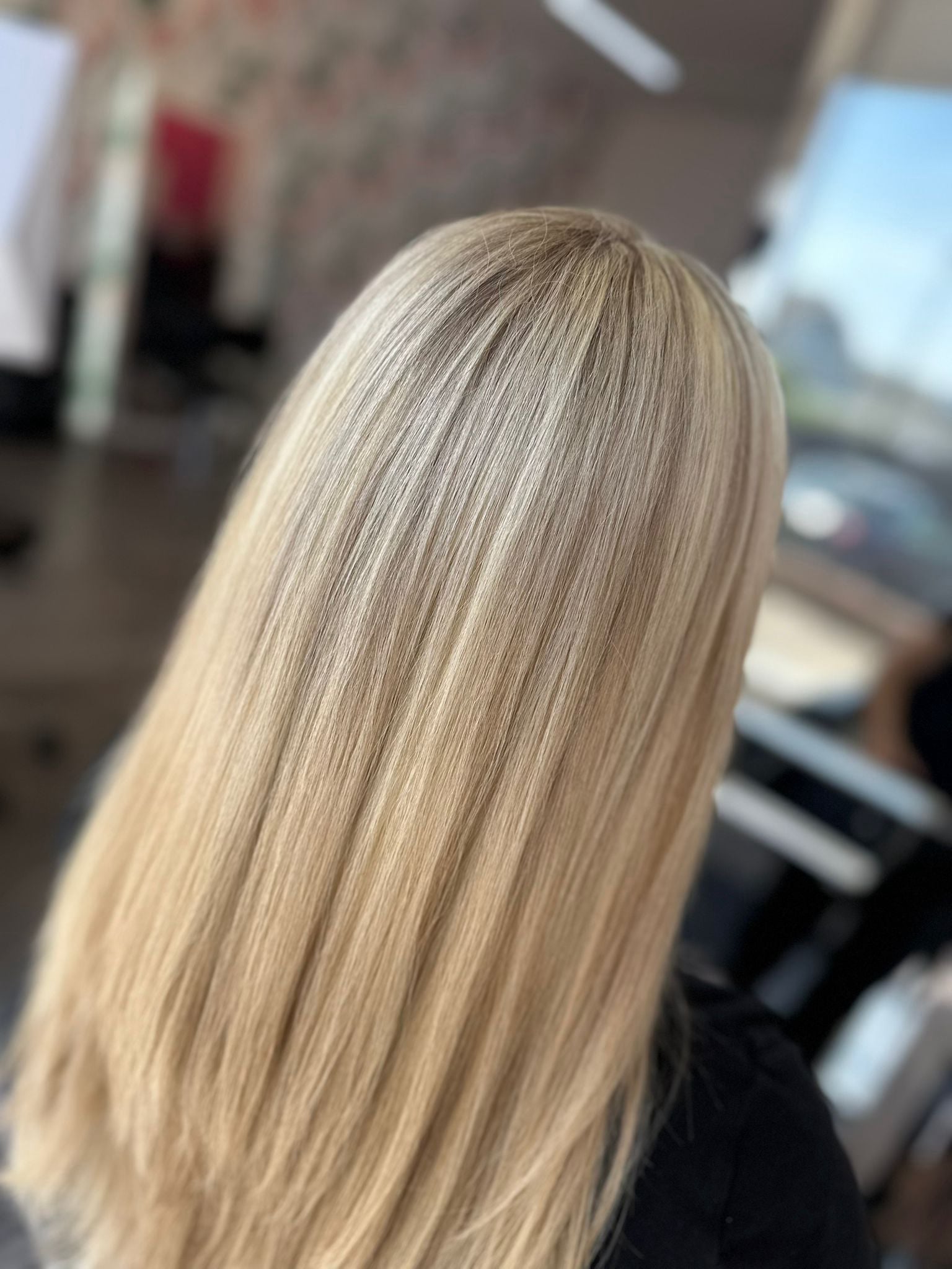 Bright white highlights - clean blonde